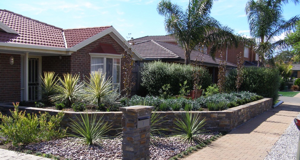 Kanmantoo Stone Garden Walling @ Clovelly Park